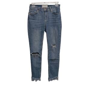 Free People Cropped distressed skinny jeans women's size 26